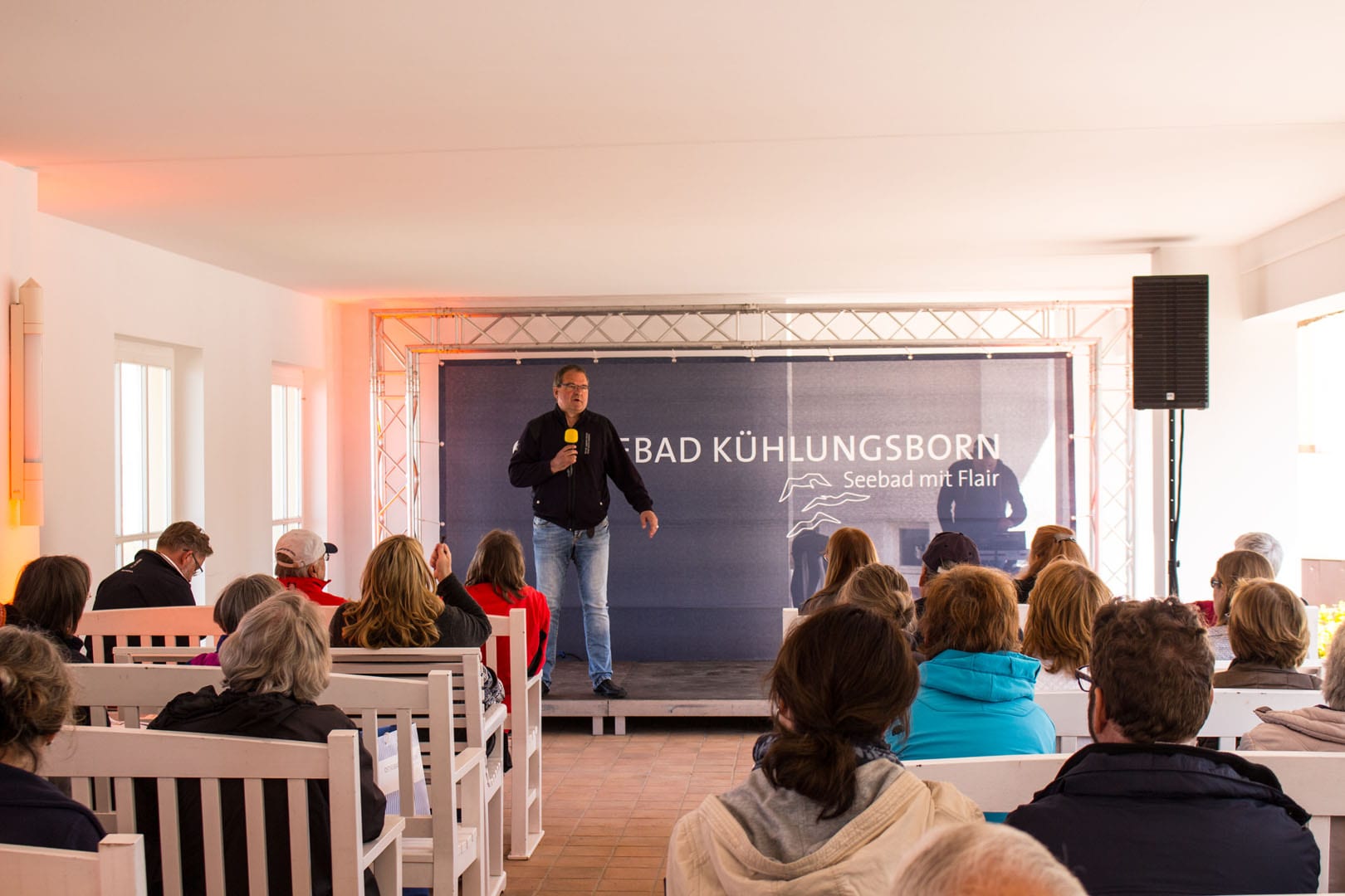 Frank Koebsch bei der Eröffnung des Plein Air Festivals in Kühlungsborn (c) Sonja Jannichsen (1)