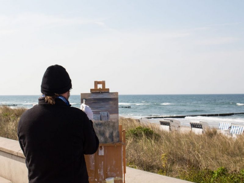 Freies Malen am Strand von Kühlungsborn im Rahmen des Plein Air Festivals (c) FRank Koebach (14)