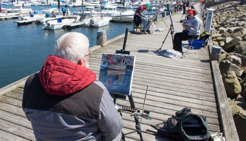 Thomas Freund bei der Plein Air Malerei imit Öl im Hafen von Kühlungsborn (c) Frank Koebsch (1