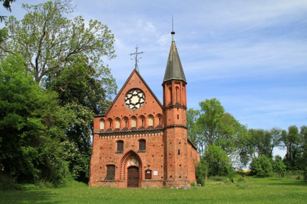 Kapelle und Ruinen Althof